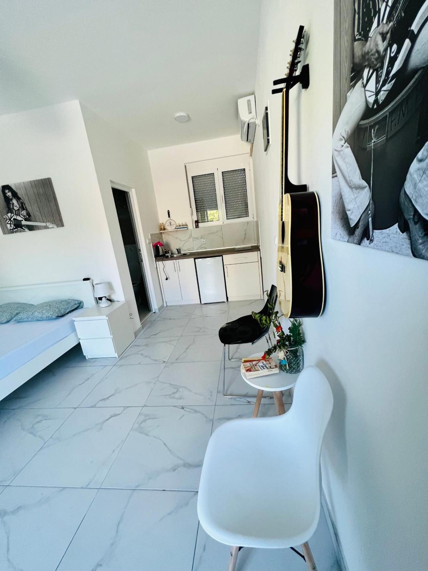 Apartments Mia Patria Ulcinj Ngoại thất bức ảnh
